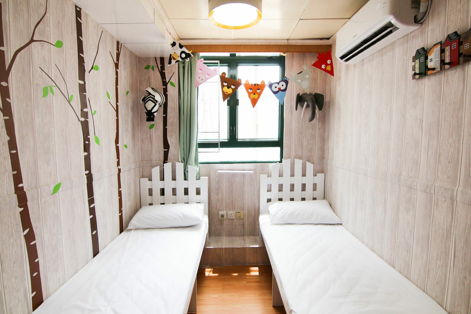 Cozy Inn Jordan Station Hong Kong Exterior foto